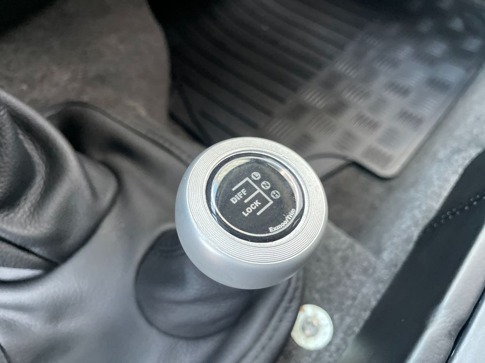 1993 Land Rover Defender