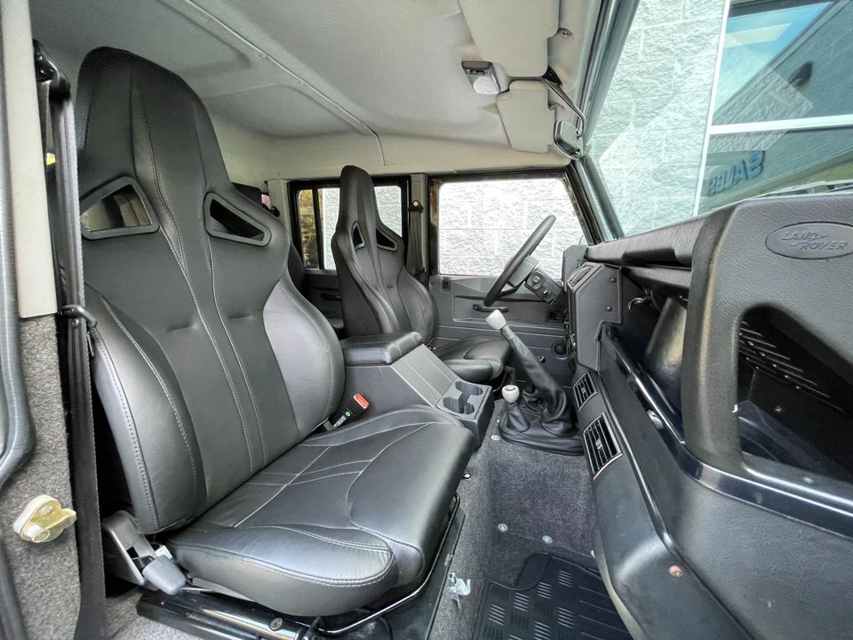 1993 Land Rover Defender