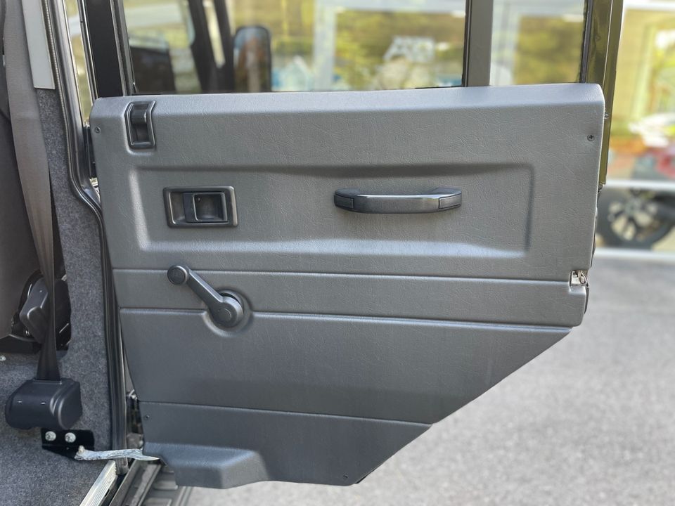 1993 Land Rover Defender