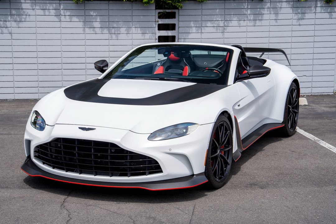 2023 Aston Martin Vantage