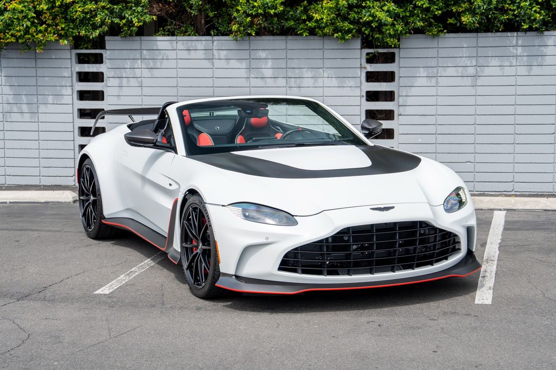 2023 Aston Martin Vantage