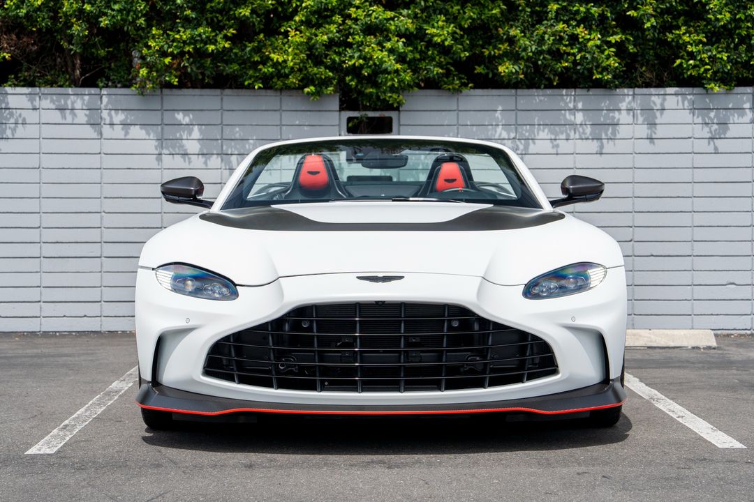 2023 Aston Martin Vantage
