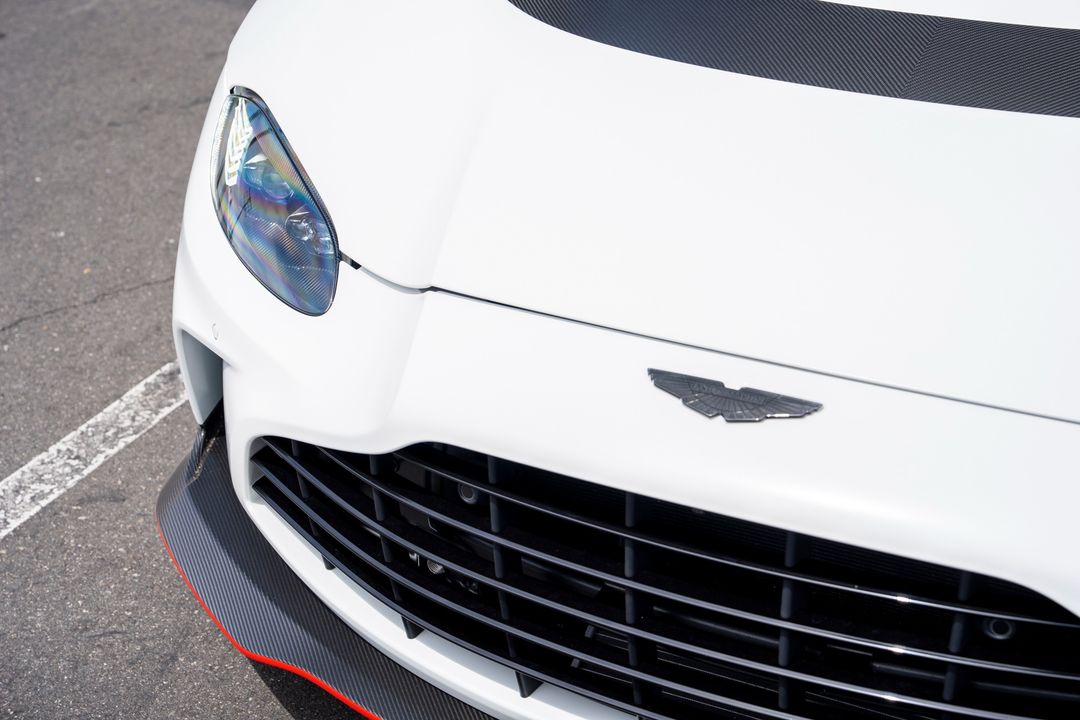 2023 Aston Martin Vantage