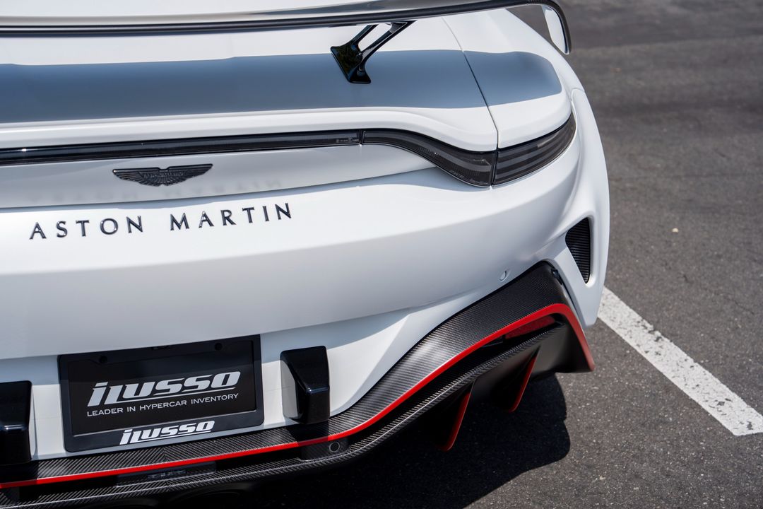 2023 Aston Martin Vantage