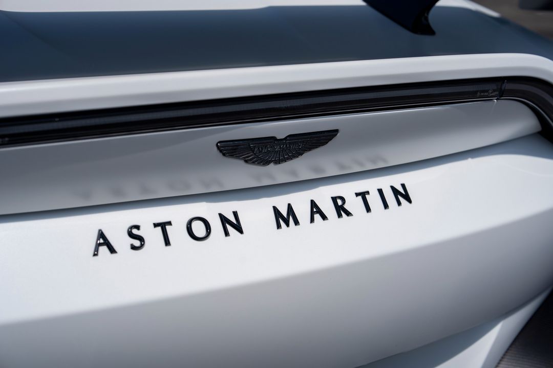 2023 Aston Martin Vantage