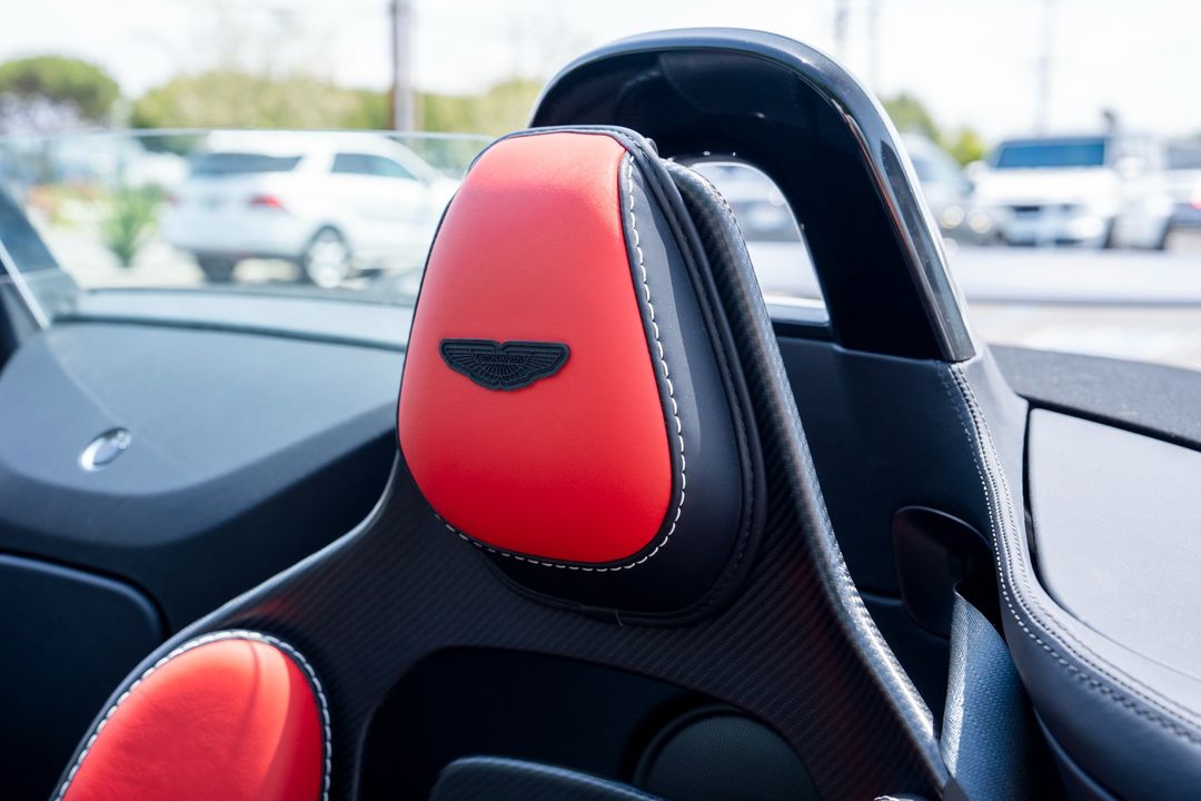 2023 Aston Martin Vantage
