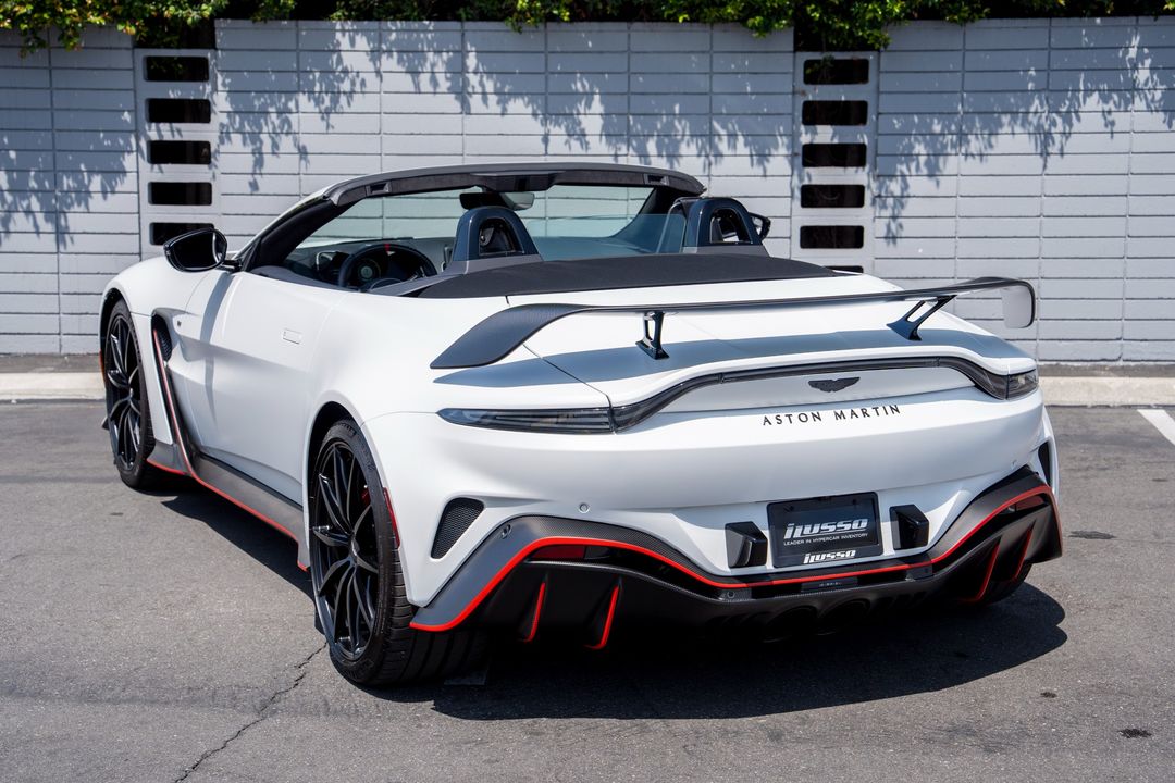 2023 Aston Martin Vantage