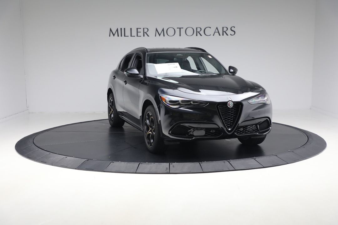 2025 Alfa Romeo Stelvio