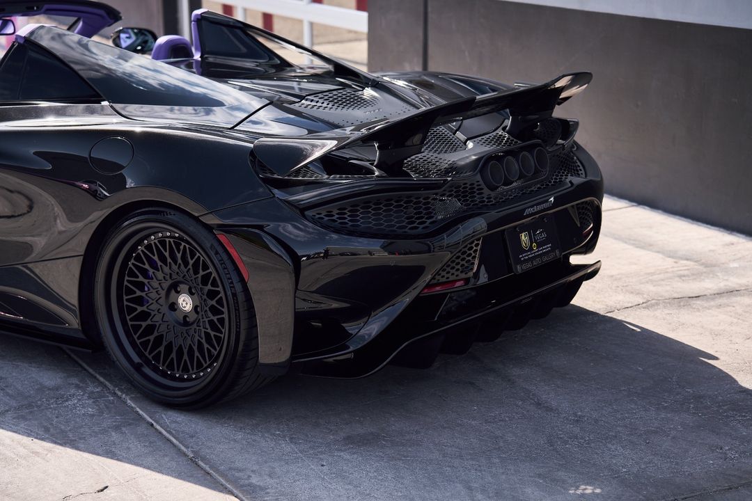 2022 McLaren 765LT