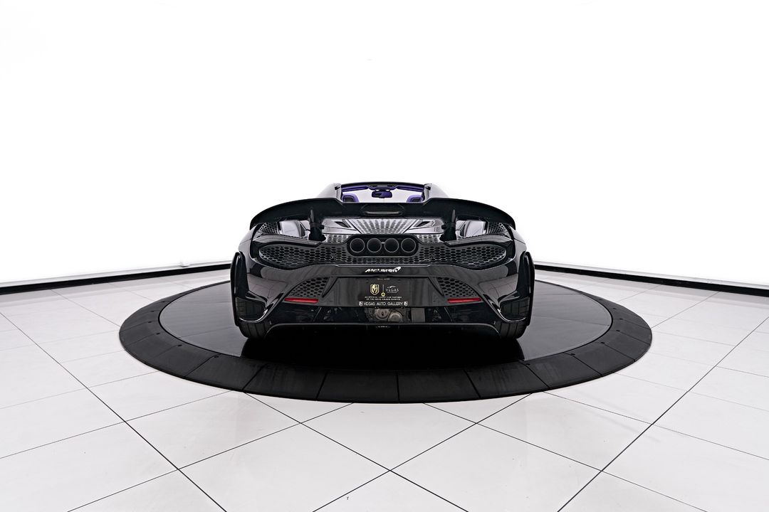 2022 McLaren 765LT