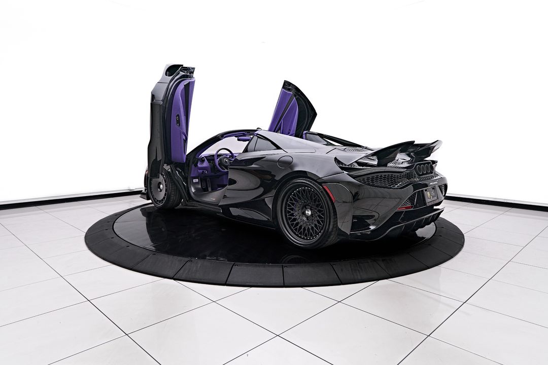 2022 McLaren 765LT