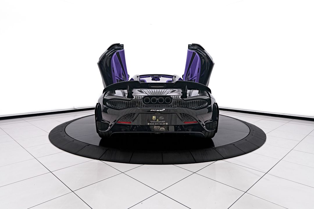 2022 McLaren 765LT