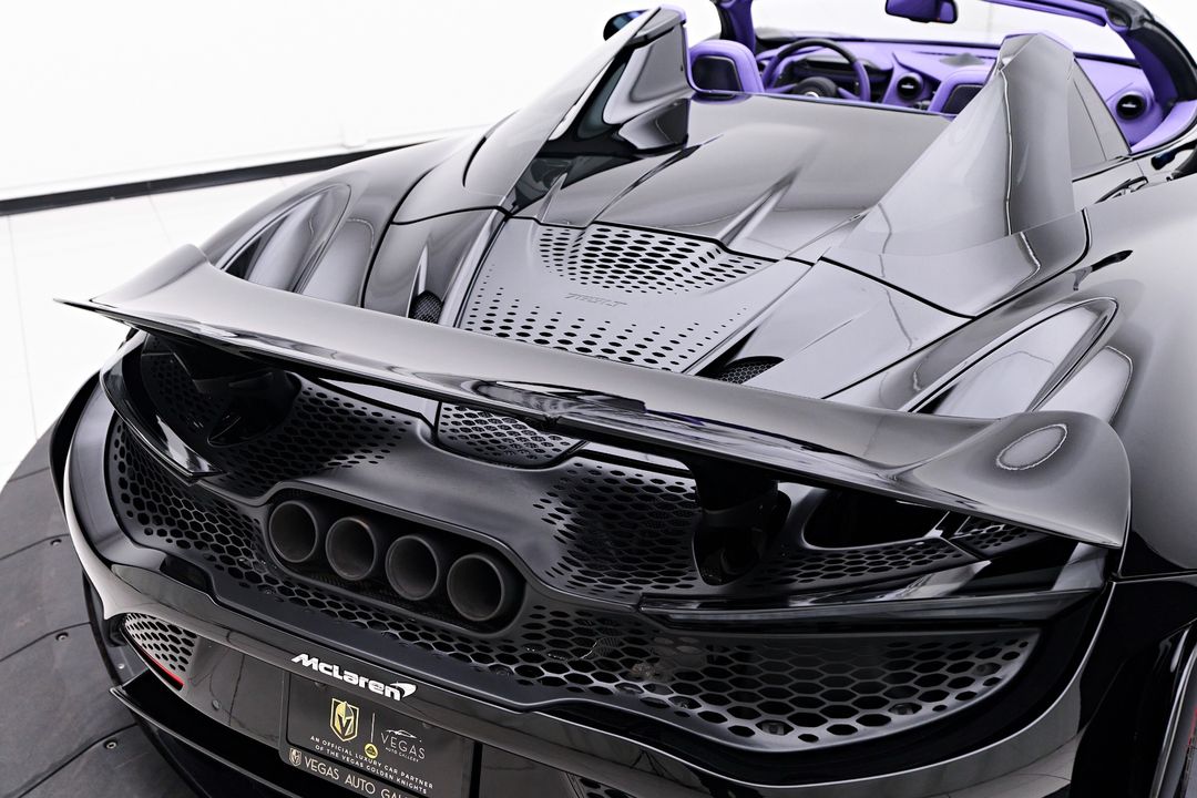 2022 McLaren 765LT