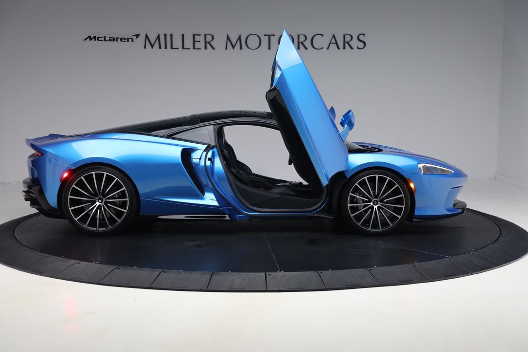 2021 McLaren GT