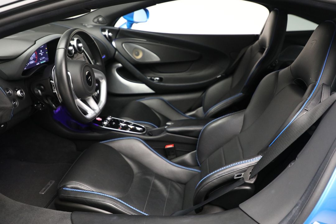 2021 McLaren GT