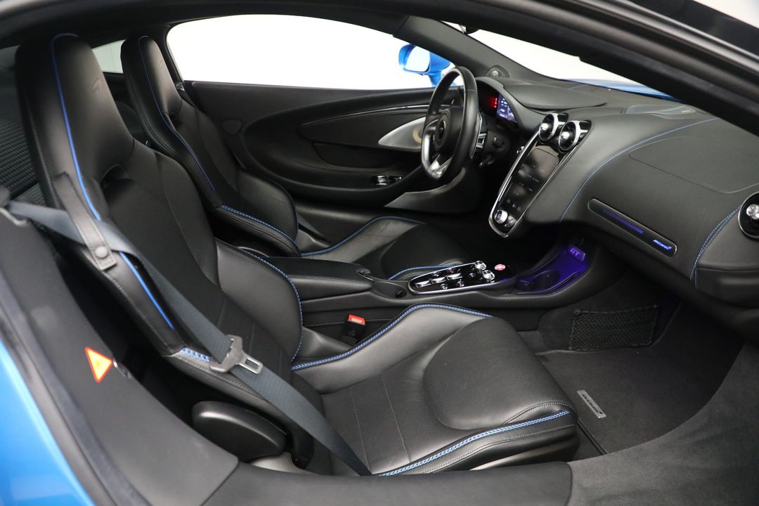 2021 McLaren GT