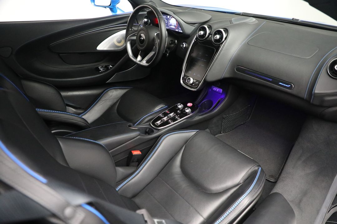 2021 McLaren GT