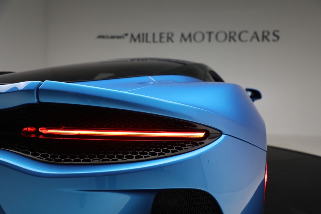2021 McLaren GT