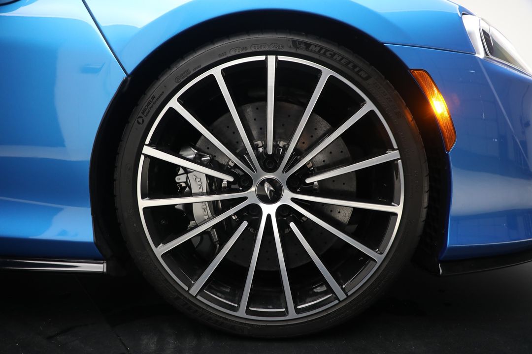 2021 McLaren GT