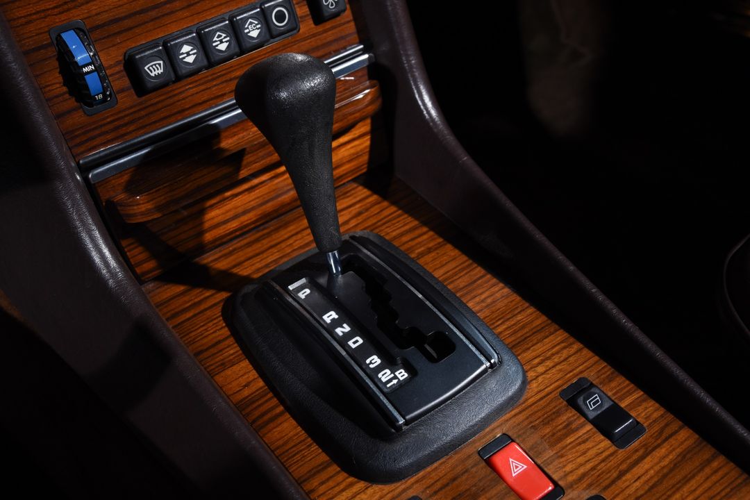 1983 Mercedes-Benz 380-Class