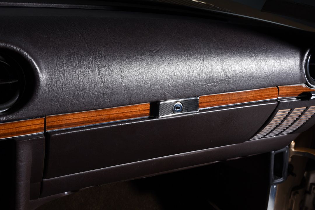1983 Mercedes-Benz 380-Class