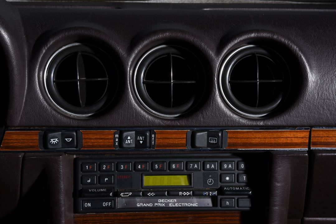 1983 Mercedes-Benz 380-Class