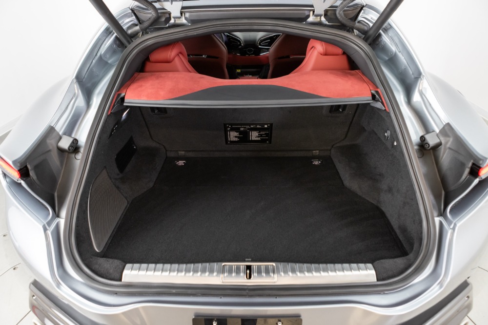 2025 Ferrari Purosangue