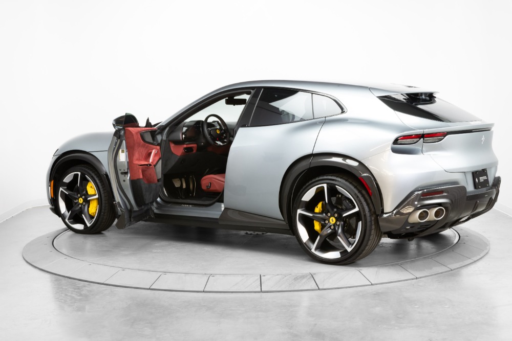 2025 Ferrari Purosangue