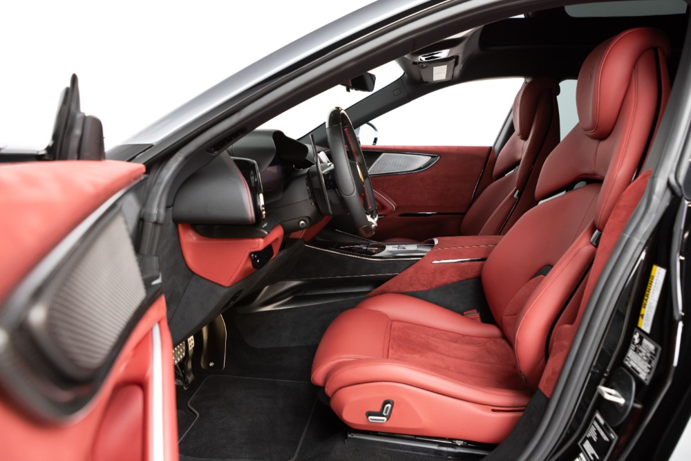 2025 Ferrari Purosangue