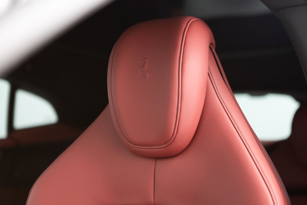 2025 Ferrari Purosangue