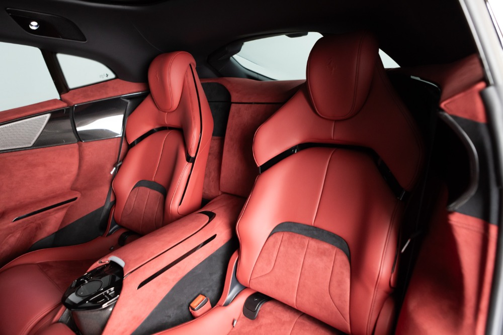 2025 Ferrari Purosangue