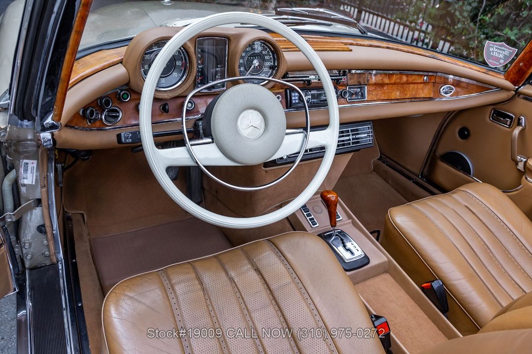 1970 Mercedes-Benz 280SE 3.5