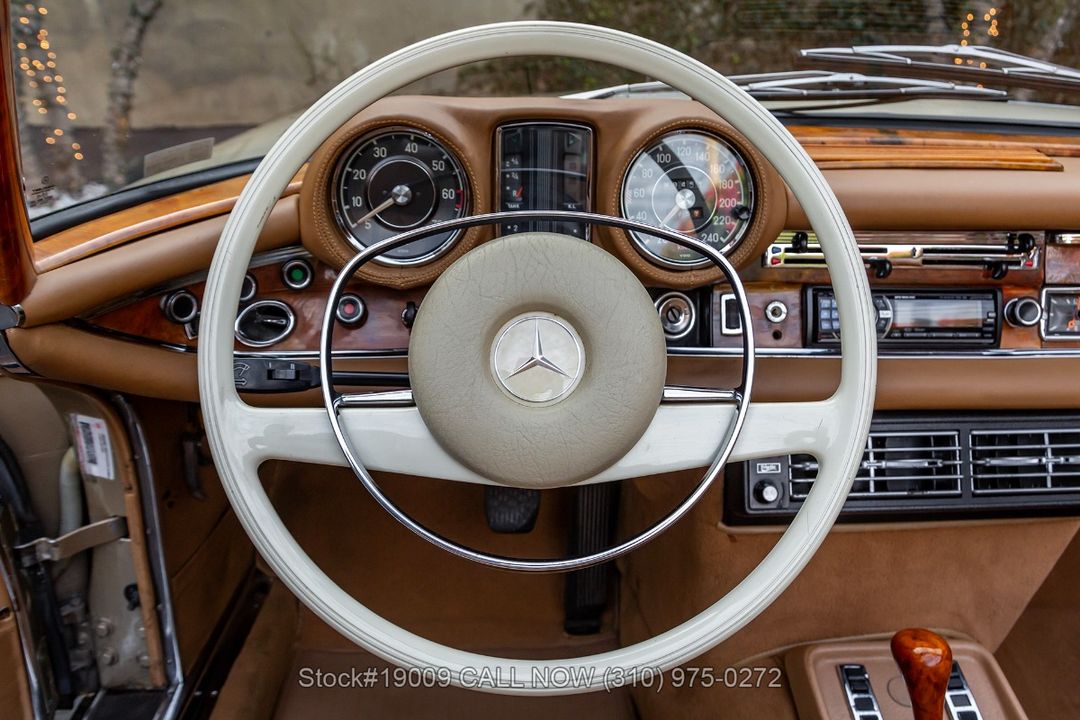 1970 Mercedes-Benz 280SE 3.5