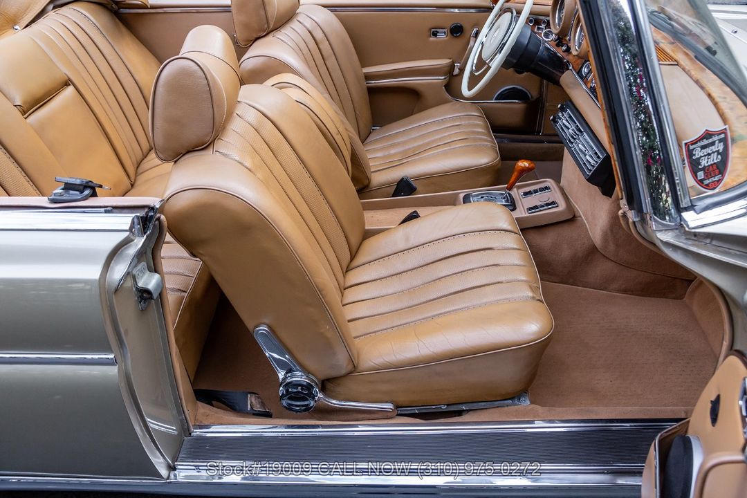 1970 Mercedes-Benz 280SE 3.5
