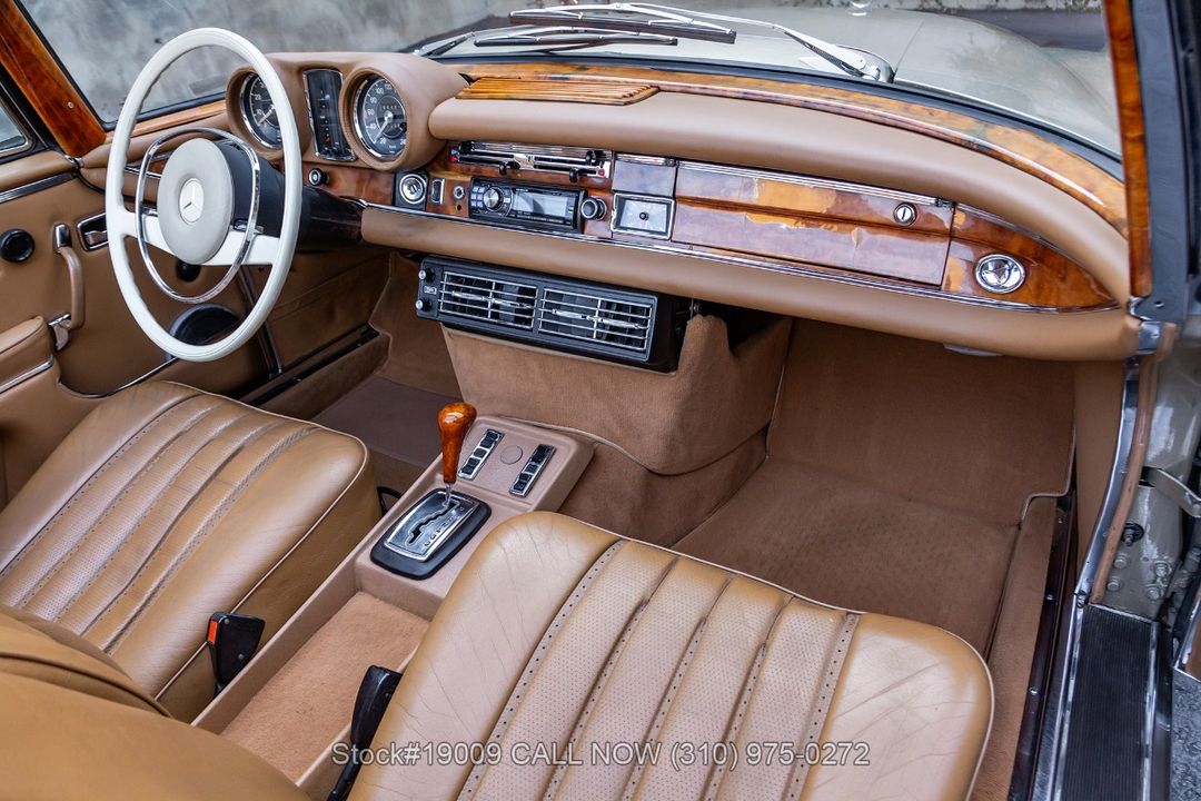 1970 Mercedes-Benz 280SE 3.5