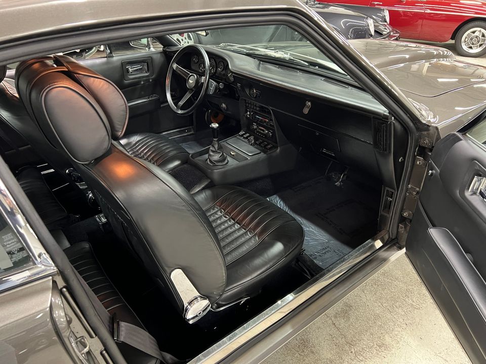 1978 Aston Martin V8 Vantage Coupe (Rare Molded Flip Tail 1 of 26 LHD)