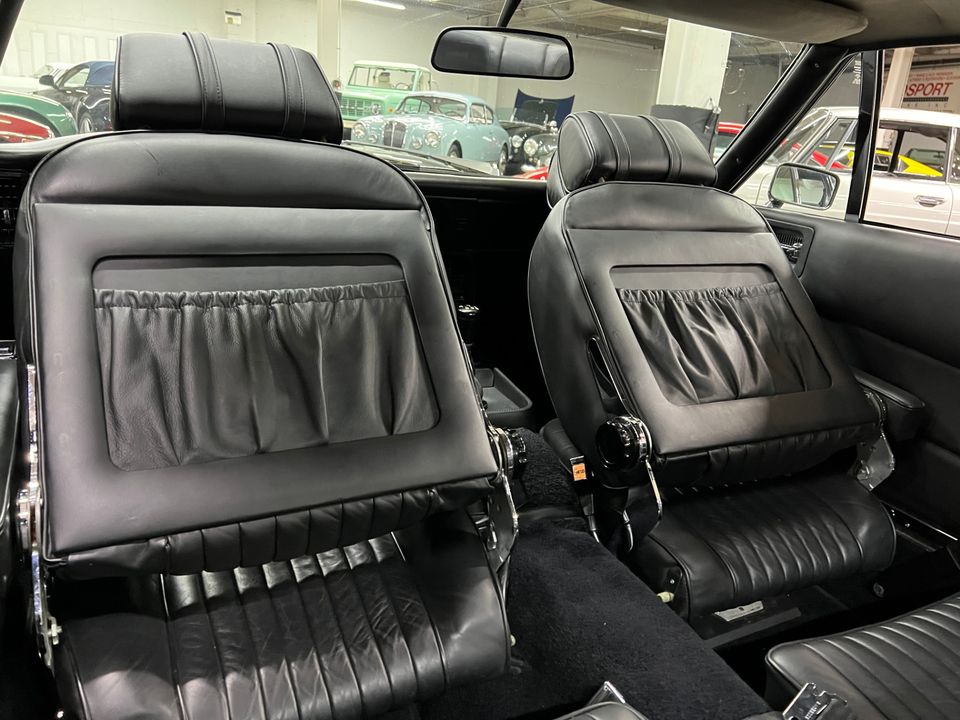 1978 Aston Martin V8 Vantage Coupe (Rare Molded Flip Tail 1 of 26 LHD)