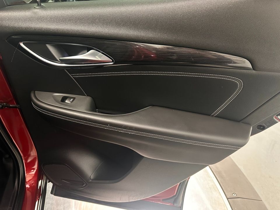 2022 Buick Envision