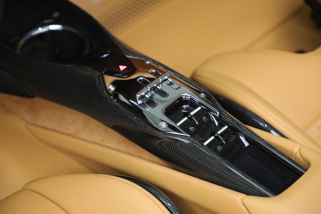 2025 Ferrari 296 GTS