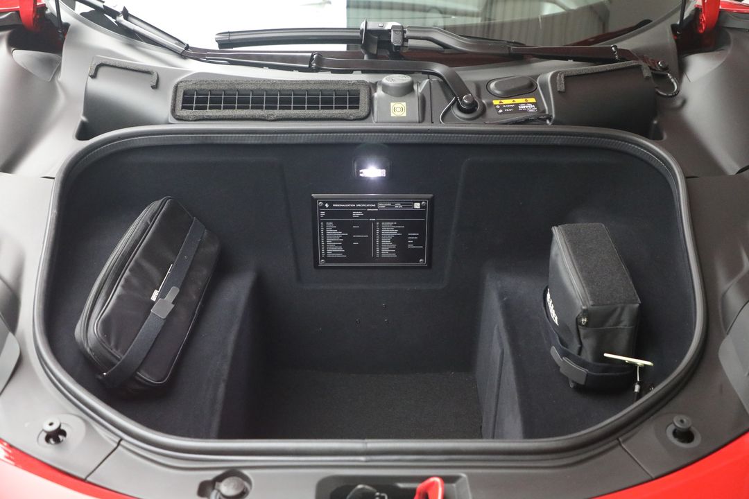 2025 Ferrari 296 GTS