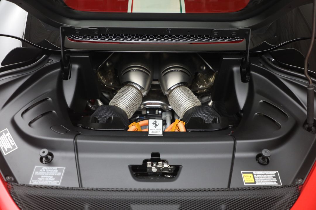 2025 Ferrari 296 GTS