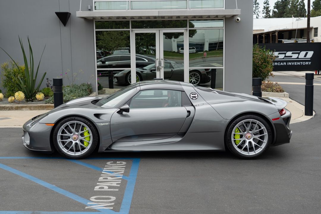 2015 Porsche 918 Spyder
