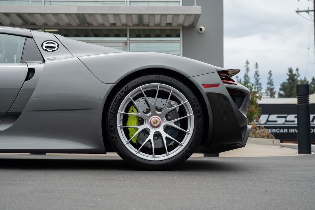 2015 Porsche 918 Spyder