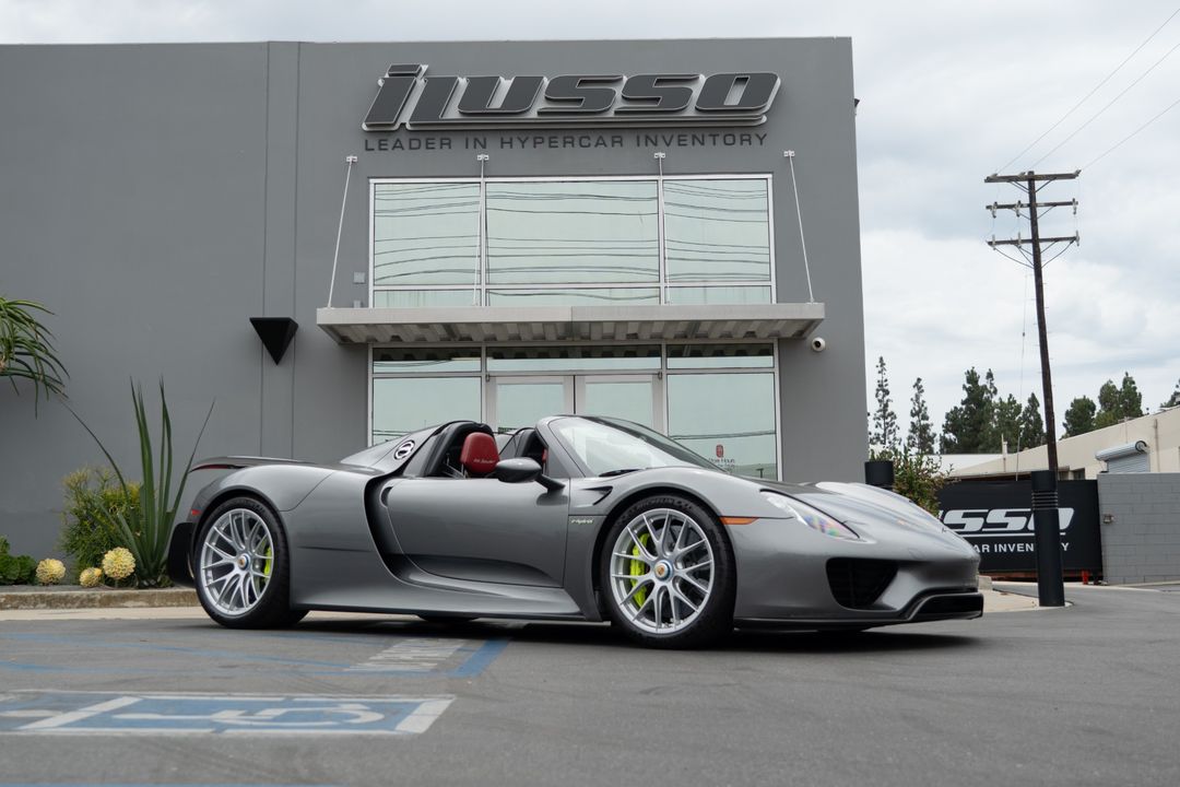 2015 Porsche 918 Spyder