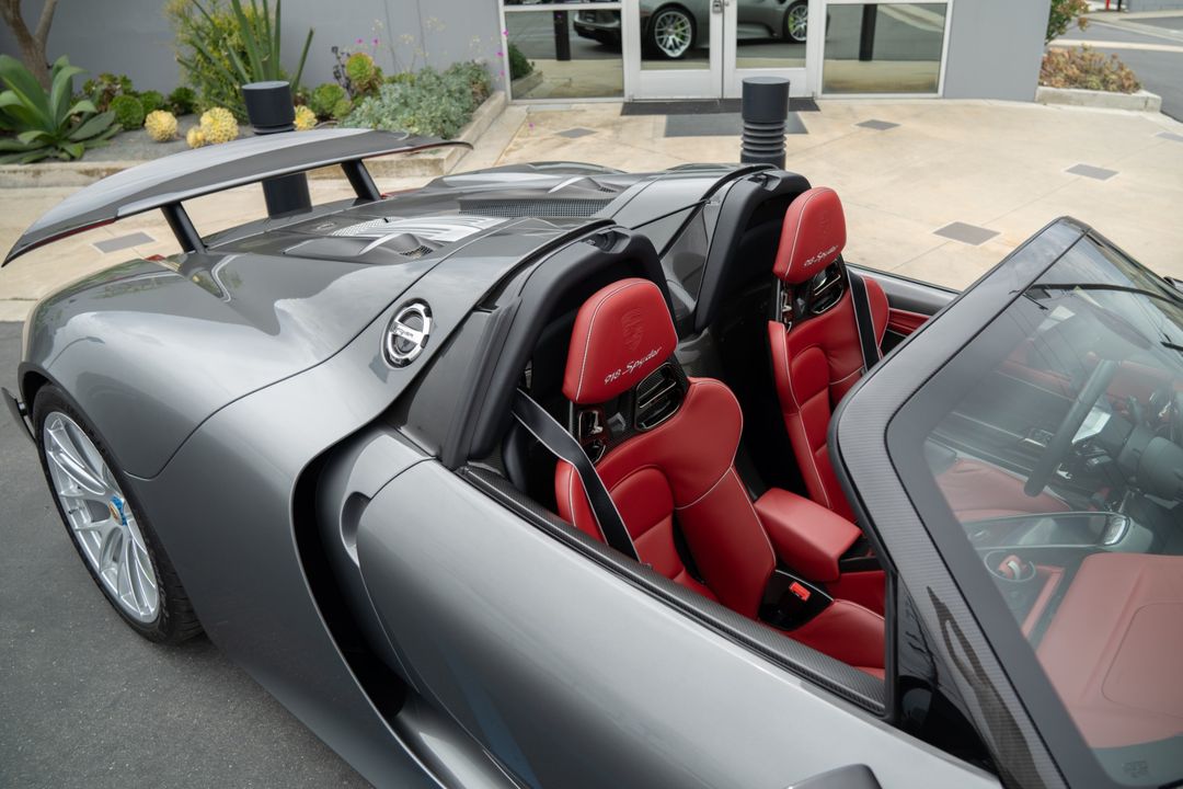 2015 Porsche 918 Spyder