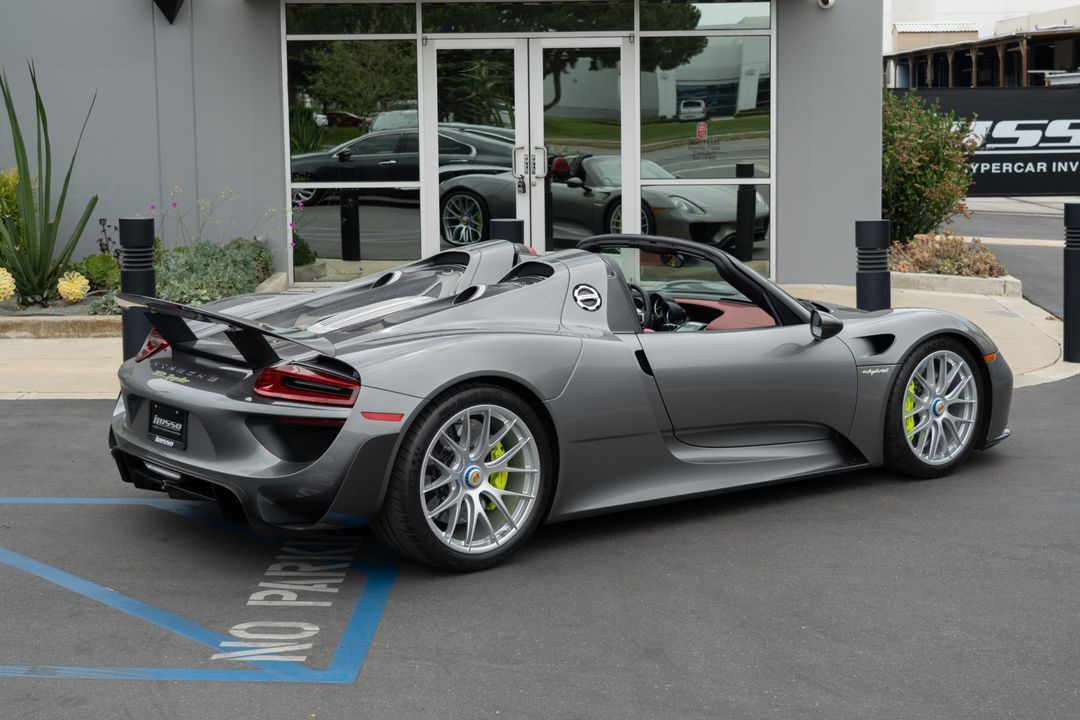 2015 Porsche 918 Spyder