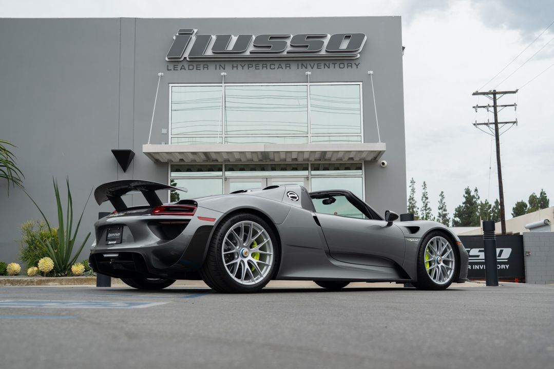 2015 Porsche 918 Spyder