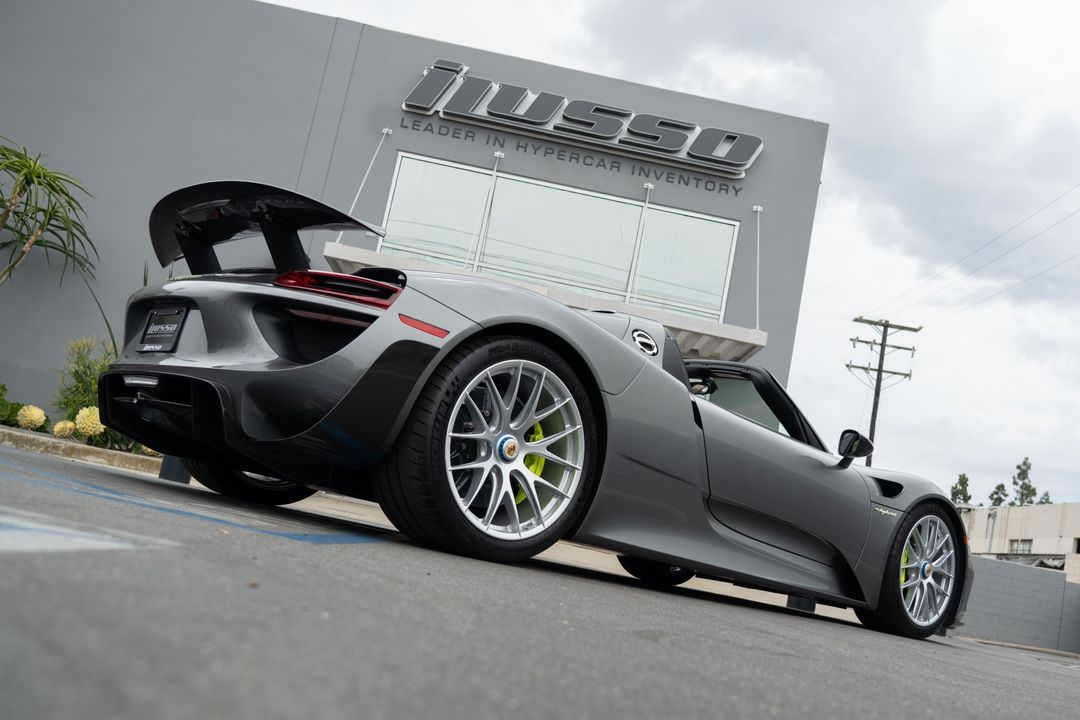 2015 Porsche 918 Spyder