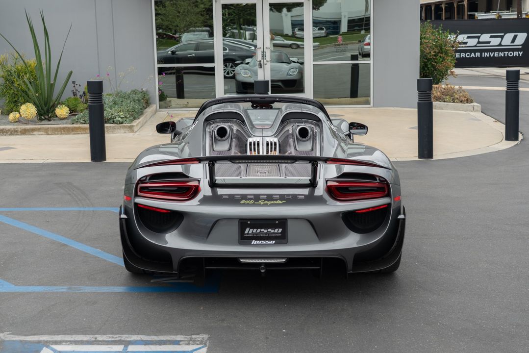 2015 Porsche 918 Spyder
