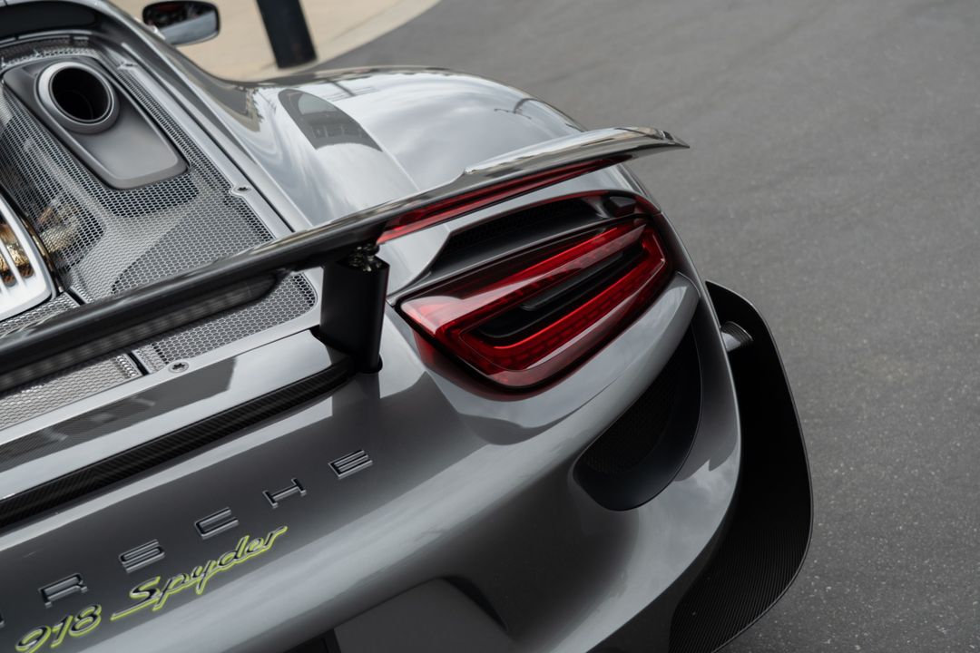 2015 Porsche 918 Spyder